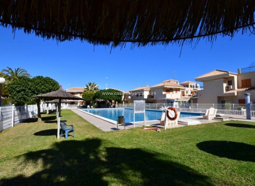 Reventa - Apartamento / piso - Orihuela Costa - La Zenia