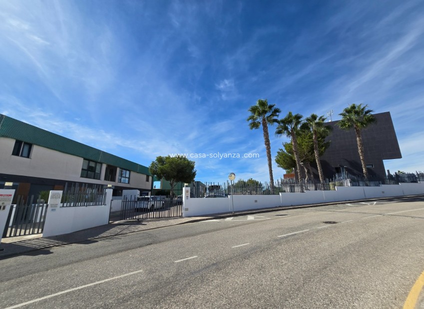 Reventa - Apartamento / piso - Orihuela Costa - Los Dolses