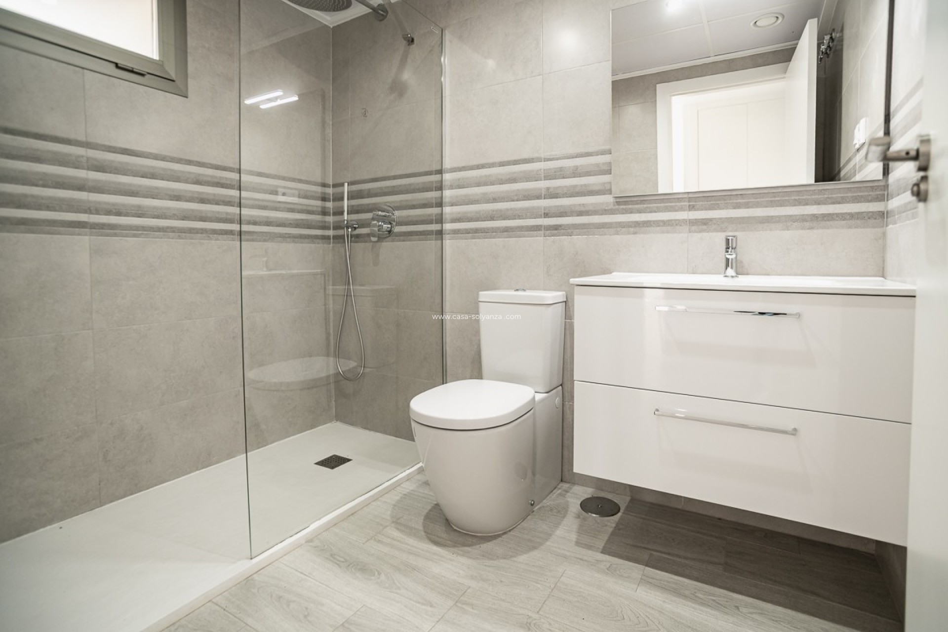 Reventa - Apartamento / piso - ORIHUELA COSTA - Los Dolses