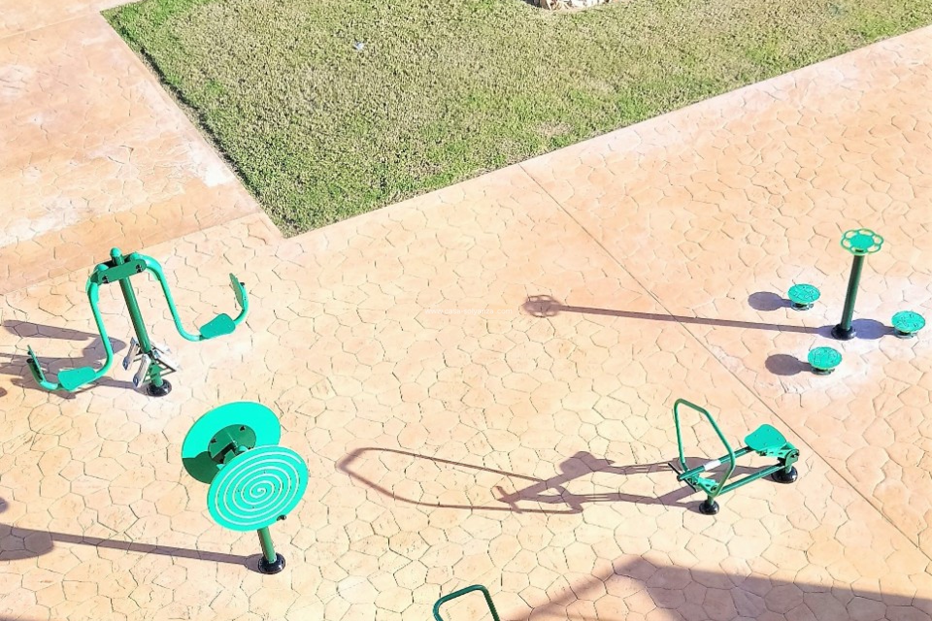 Reventa - Apartamento / piso - ORIHUELA COSTA - VILLAMARTÍN