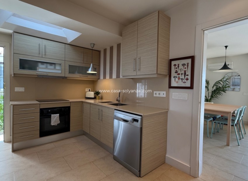 Reventa - Apartamento / piso - Orihuela - Inland