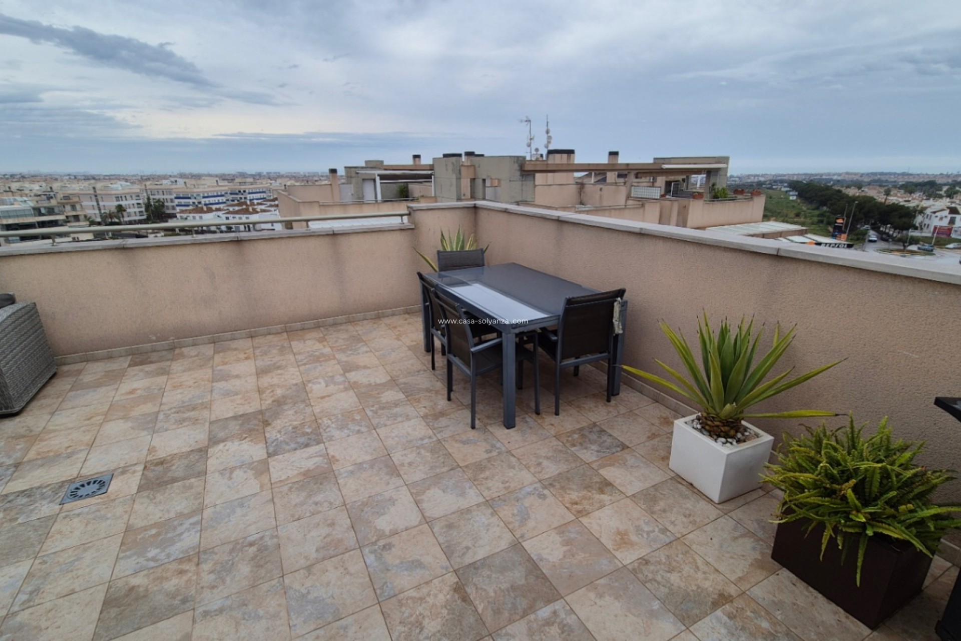 Reventa - Apartamento / piso - Orihuela - Inland