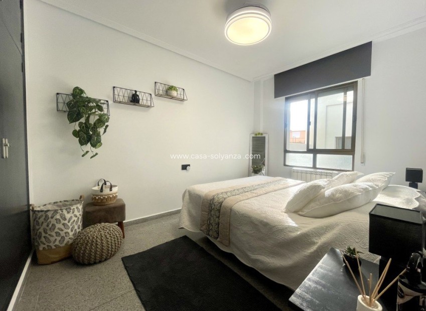 Reventa - Apartamento / piso - Orihuela - Inland