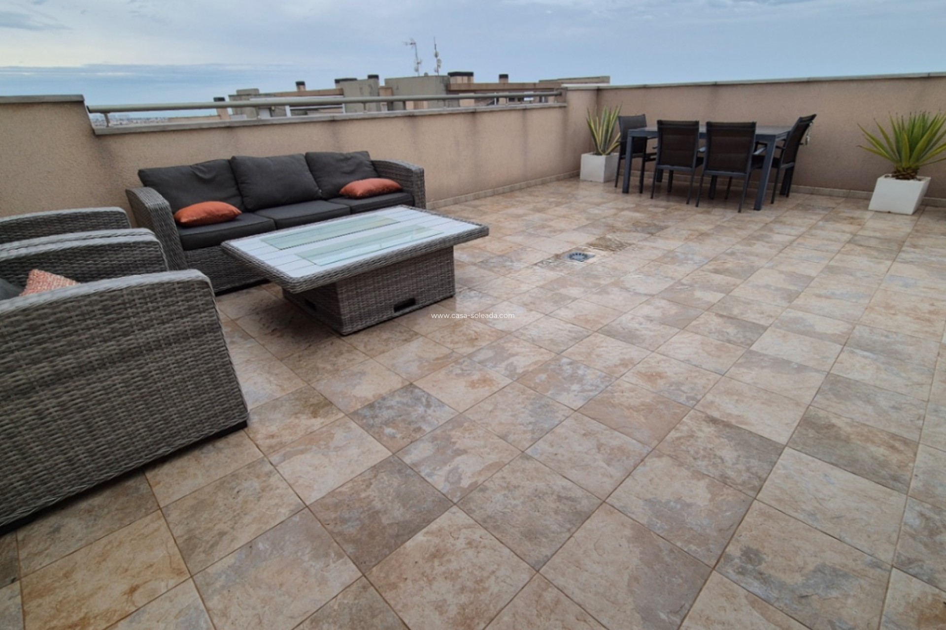 Reventa - Apartamento / piso - Orihuela - Inland
