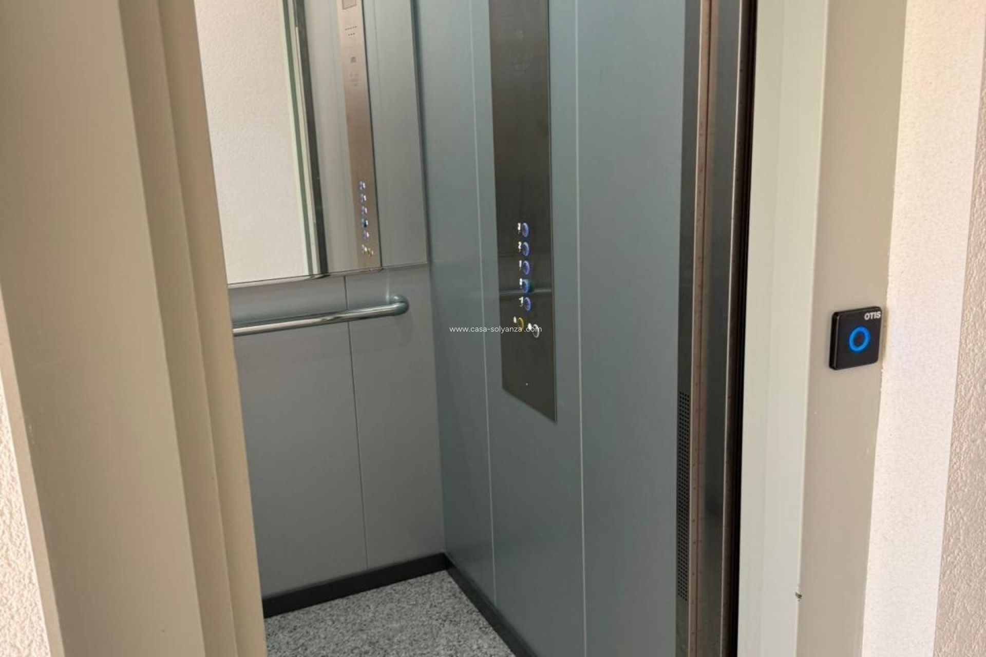 Reventa - Apartamento / piso - Orihuela - Los Altos