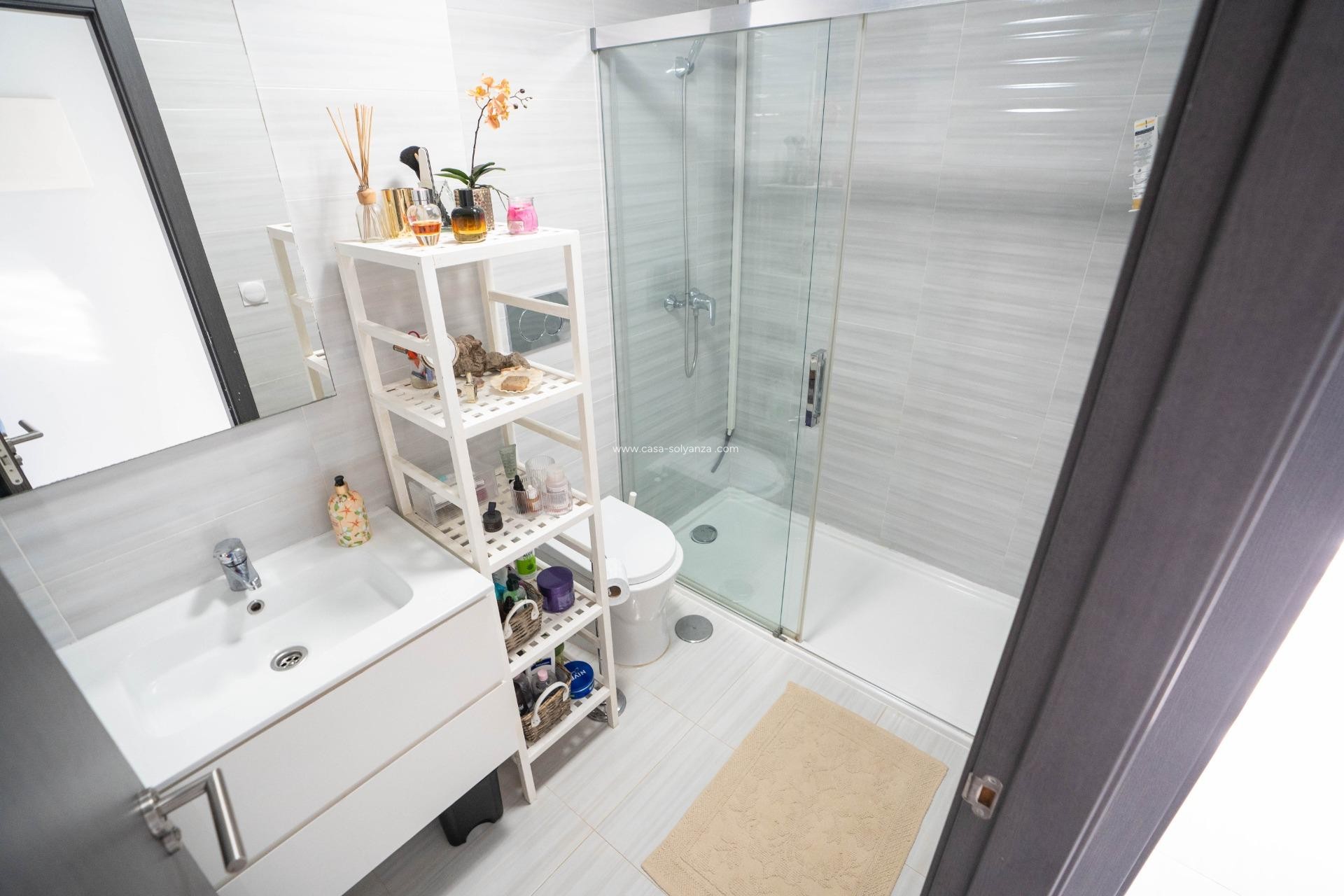 Reventa - Apartamento / piso - Orihuela - Punta Prima