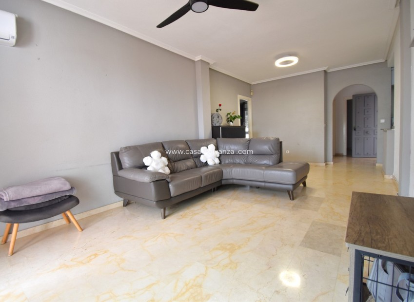 Reventa - Apartamento / piso - Orihuela - Villamartin