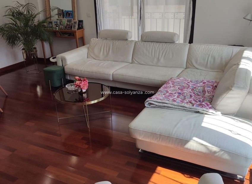 Reventa - Apartamento / piso - Orihuela - Zona Centro