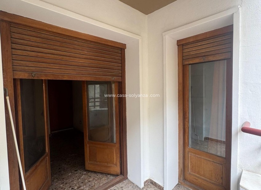 Reventa - Apartamento / piso - Orihuela - Zona Centro