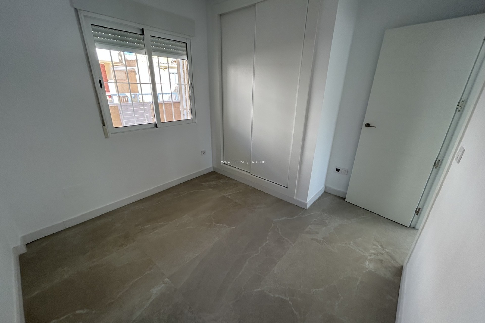 Reventa - Apartamento / piso - Pilar de la Horadada