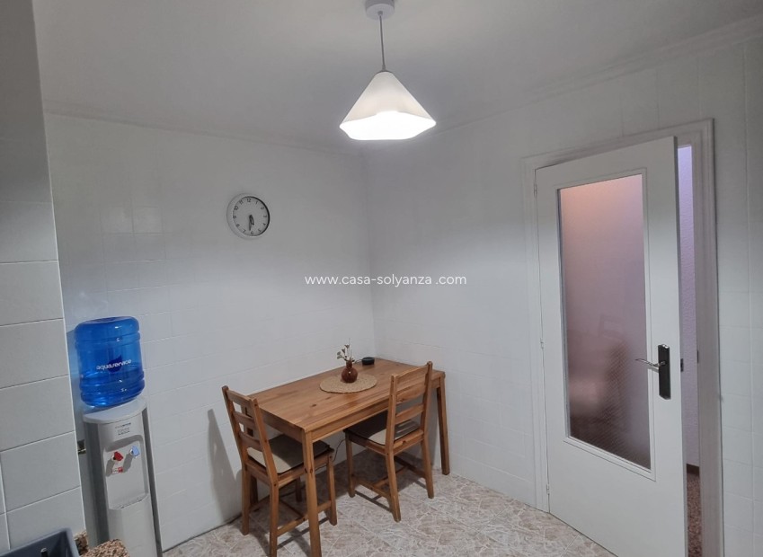 Reventa - Apartamento / piso - Pinoso - Inland