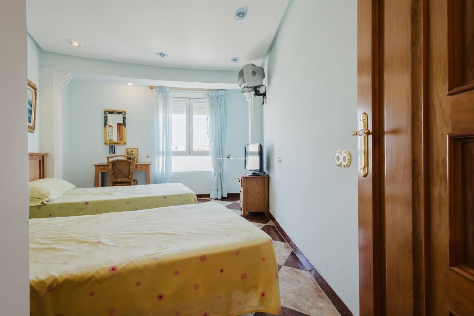 Reventa - Apartamento / piso - Playa De Los Naufragos - Costa Blanca