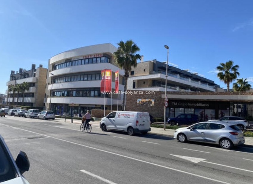 Reventa - Apartamento / piso - Playa Flamenca - 0