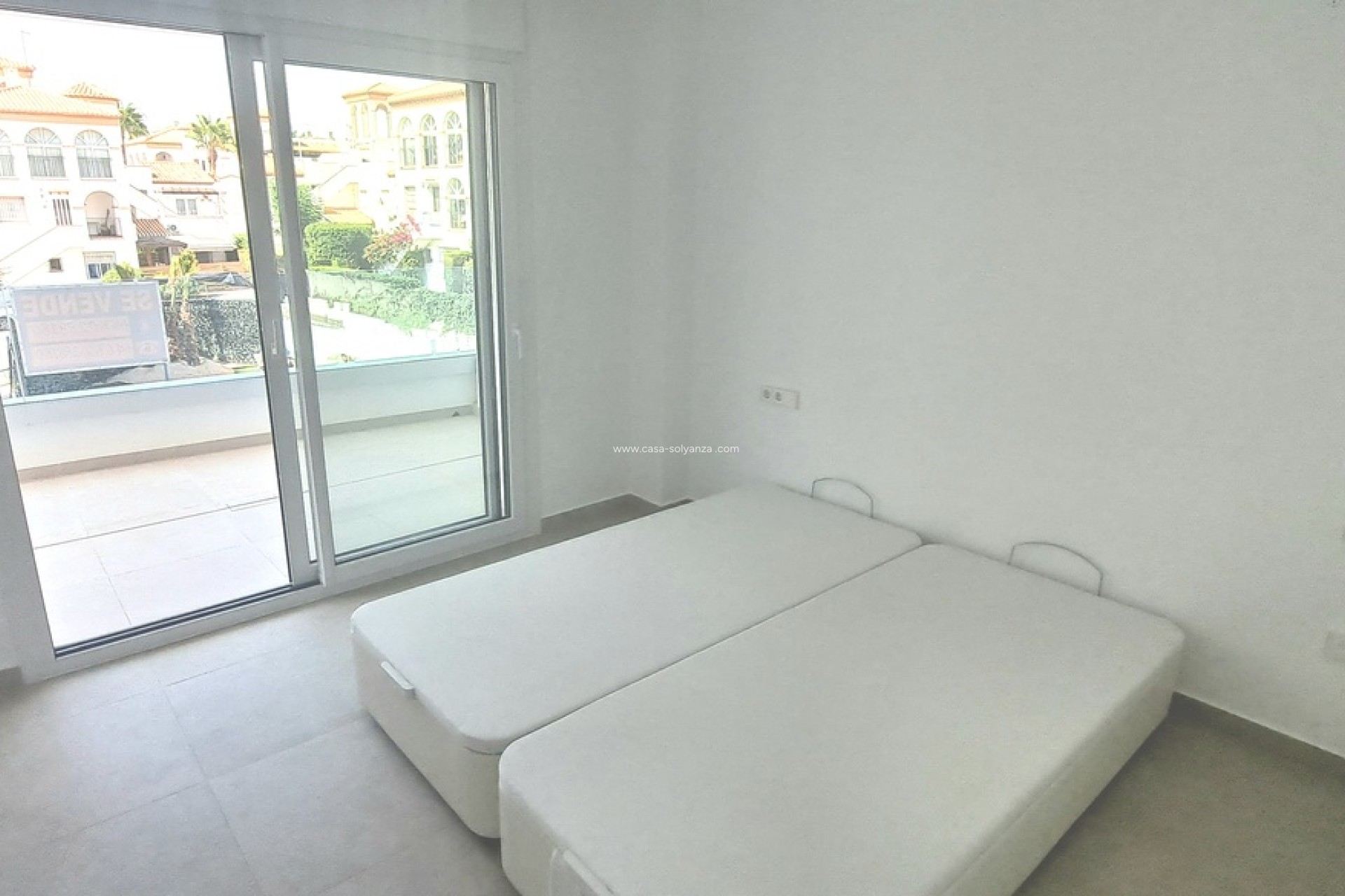 Reventa - Apartamento / piso - Playa Flamenca - Costa Blanca