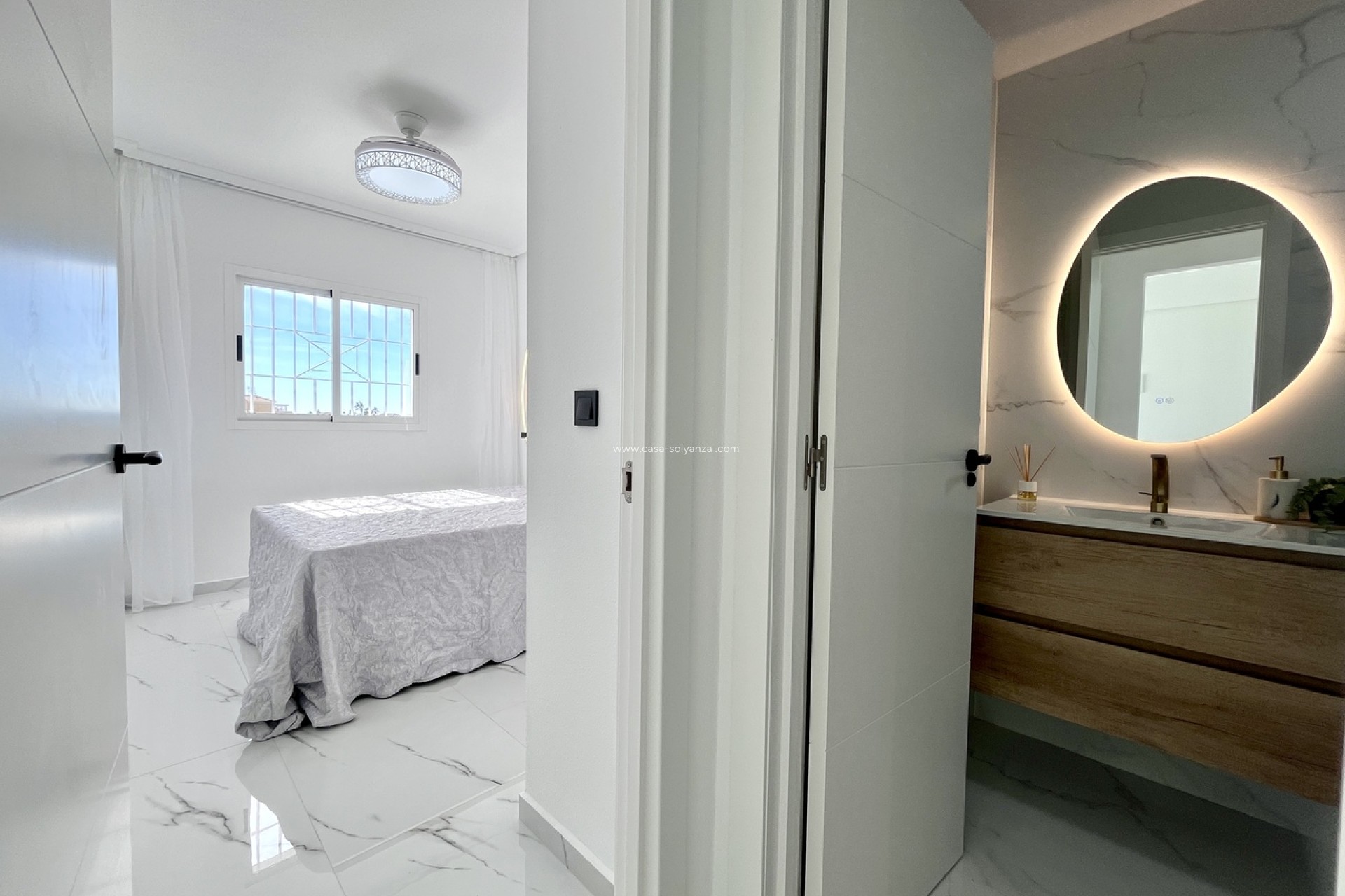 Reventa - Apartamento / piso - Playa Flamenca - Costa Blanca