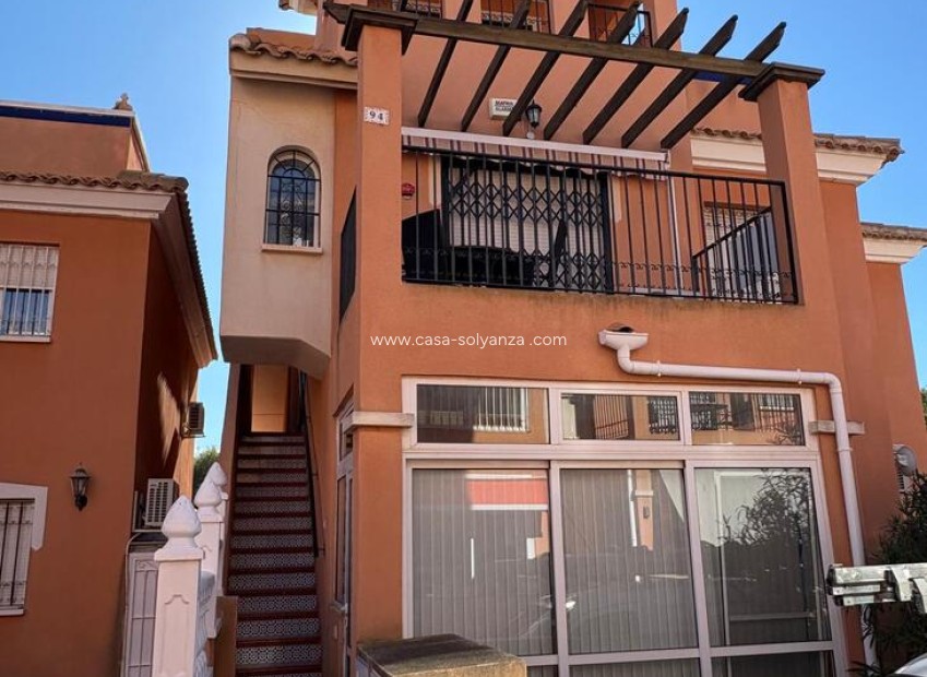 Reventa - Apartamento / piso - Playa Flamenca - Costa Blanca