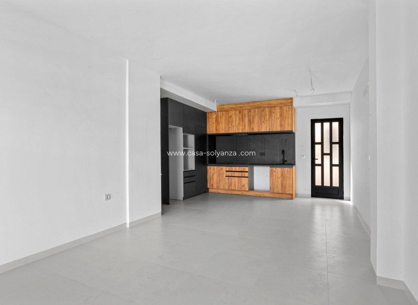 Reventa - Apartamento / piso - San Miguel de Salinas - Inland