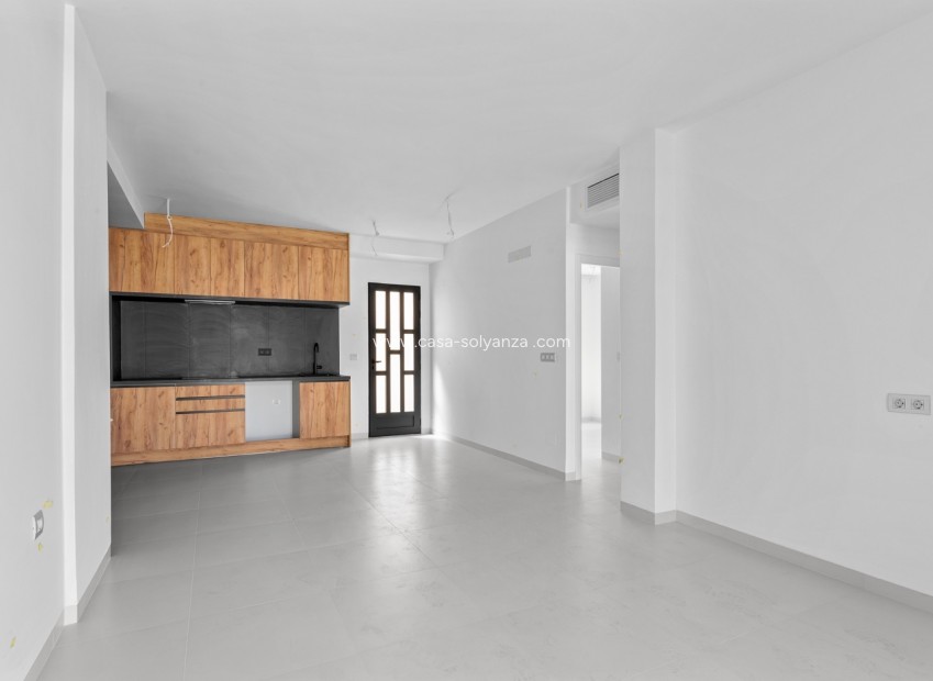 Reventa - Apartamento / piso - San Miguel de Salinas - Inland