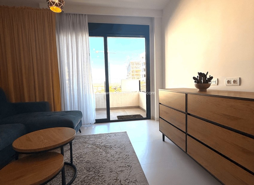 Reventa - Apartamento / piso - San Miguel de Salinas - Inland