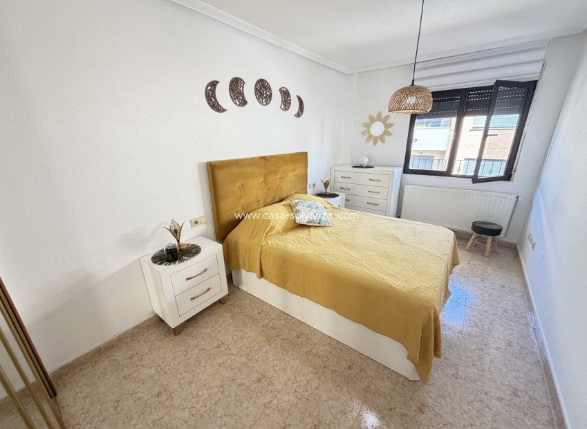 Reventa - Apartamento / piso - San Miguel de Salinas