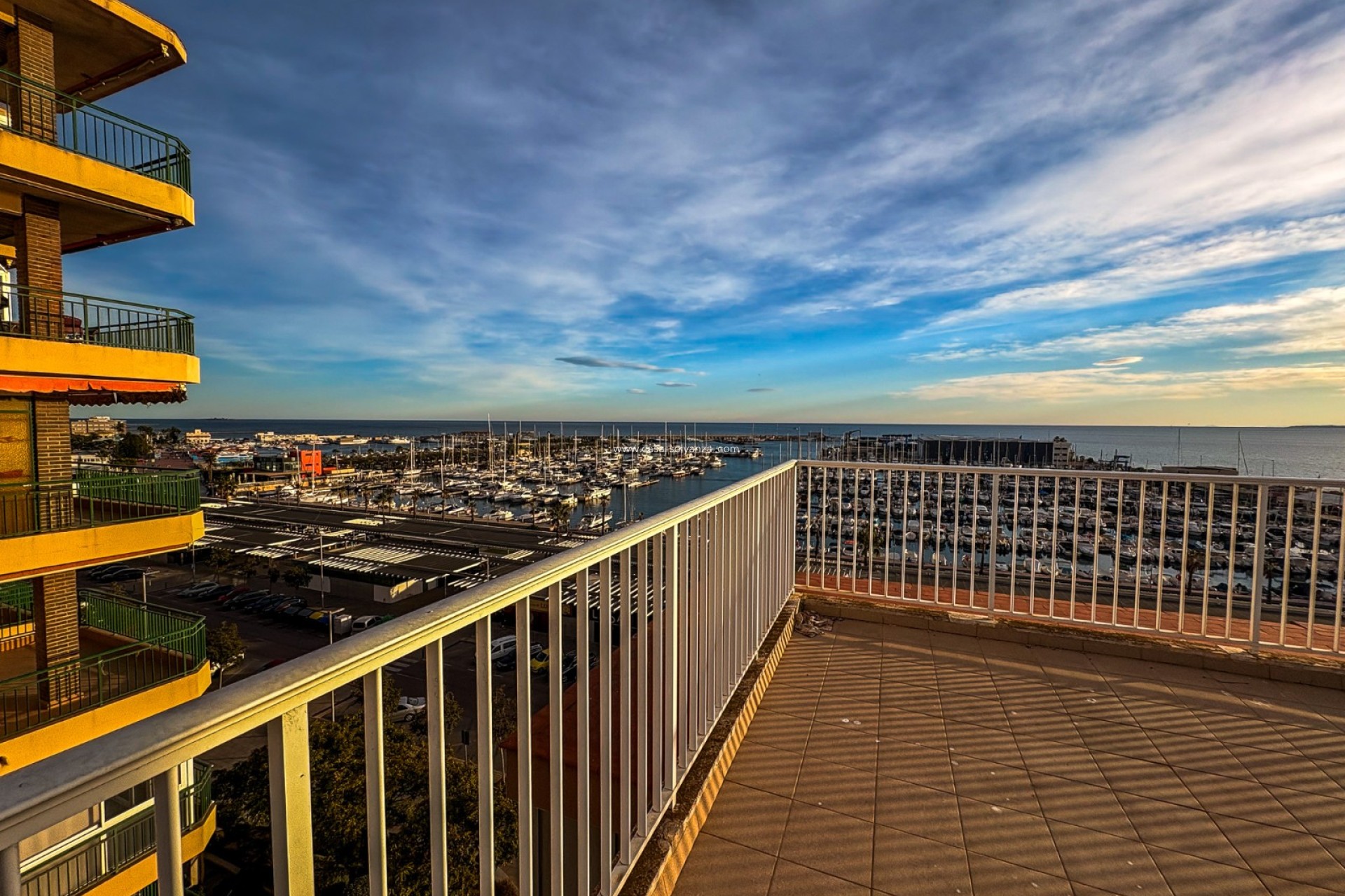 Reventa - Apartamento / piso - Santa Pola - Puerto