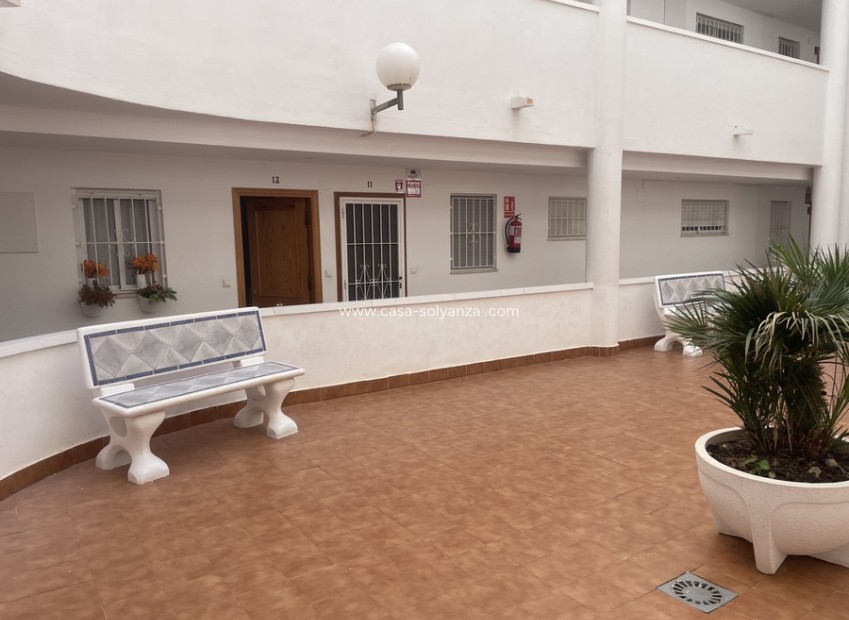Reventa - Apartamento / piso - Torrevieja - 0