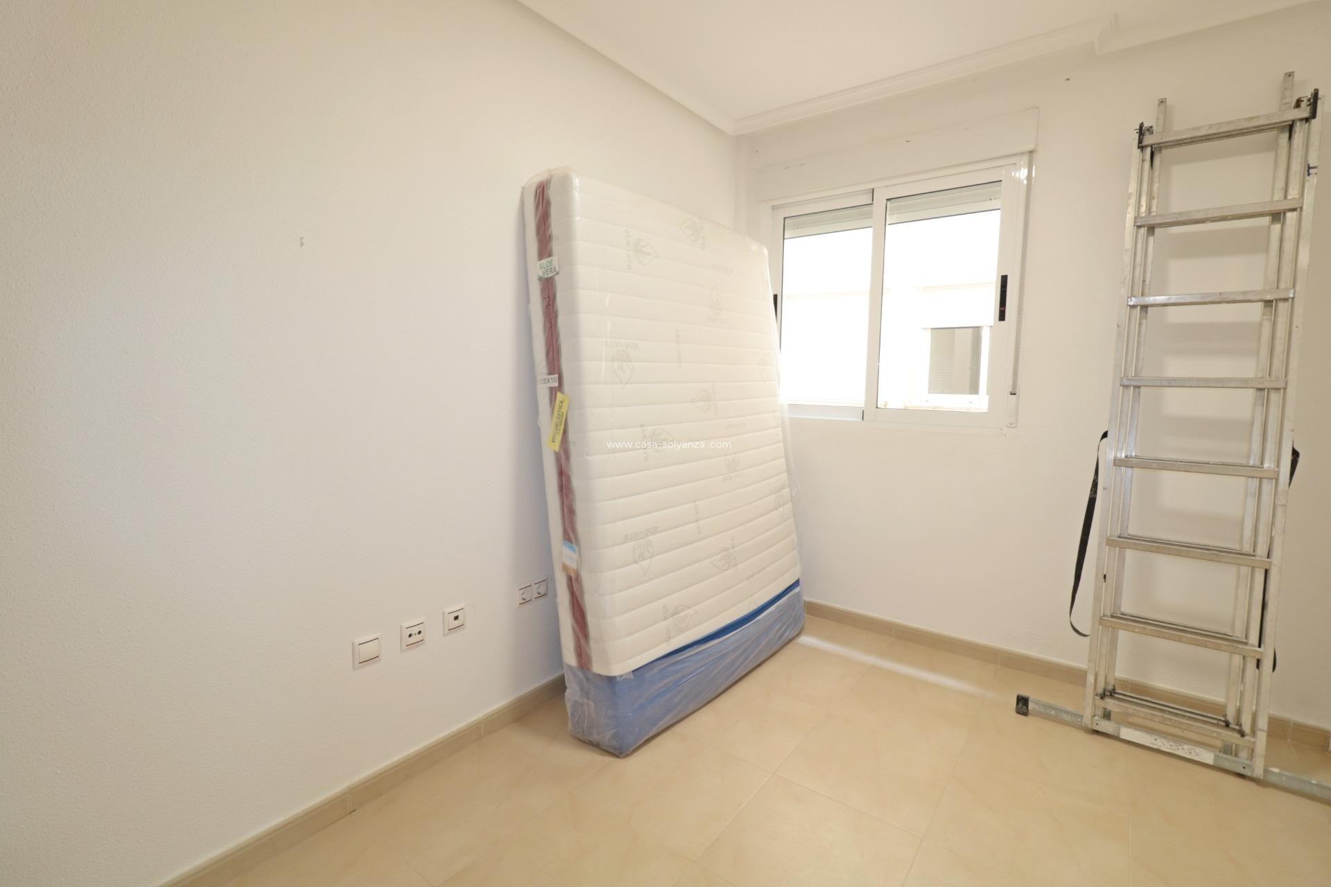Reventa - Apartamento / piso - Torrevieja - Acequion