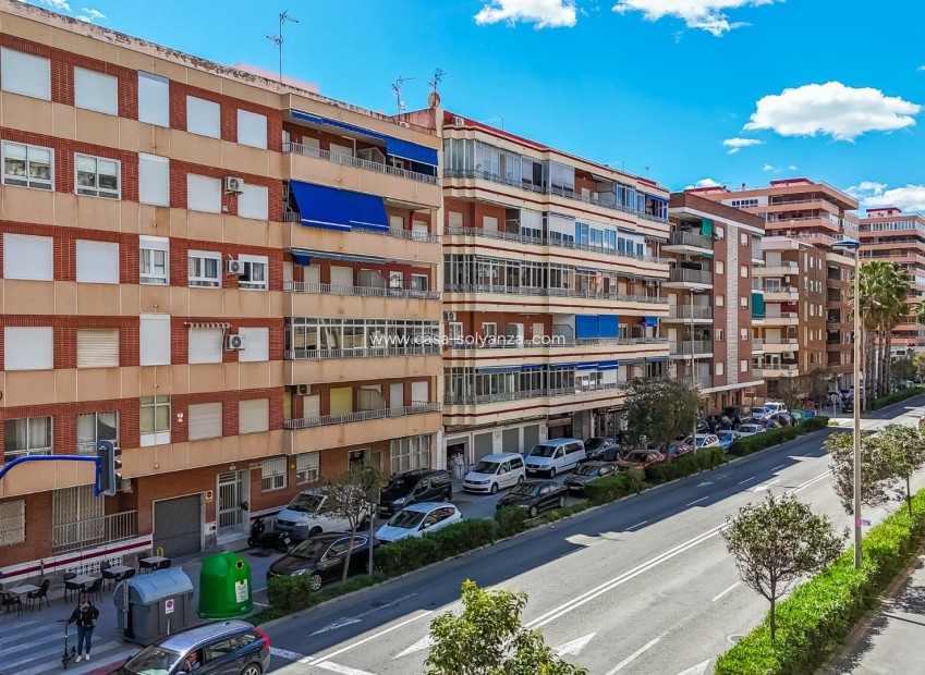 Reventa - Apartamento / piso - Torrevieja - Acequion