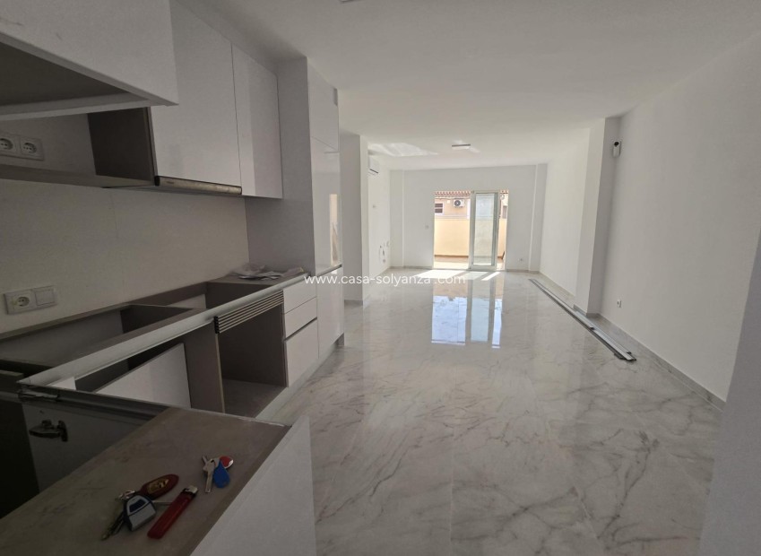 Reventa - Apartamento / piso - Torrevieja - Acequion