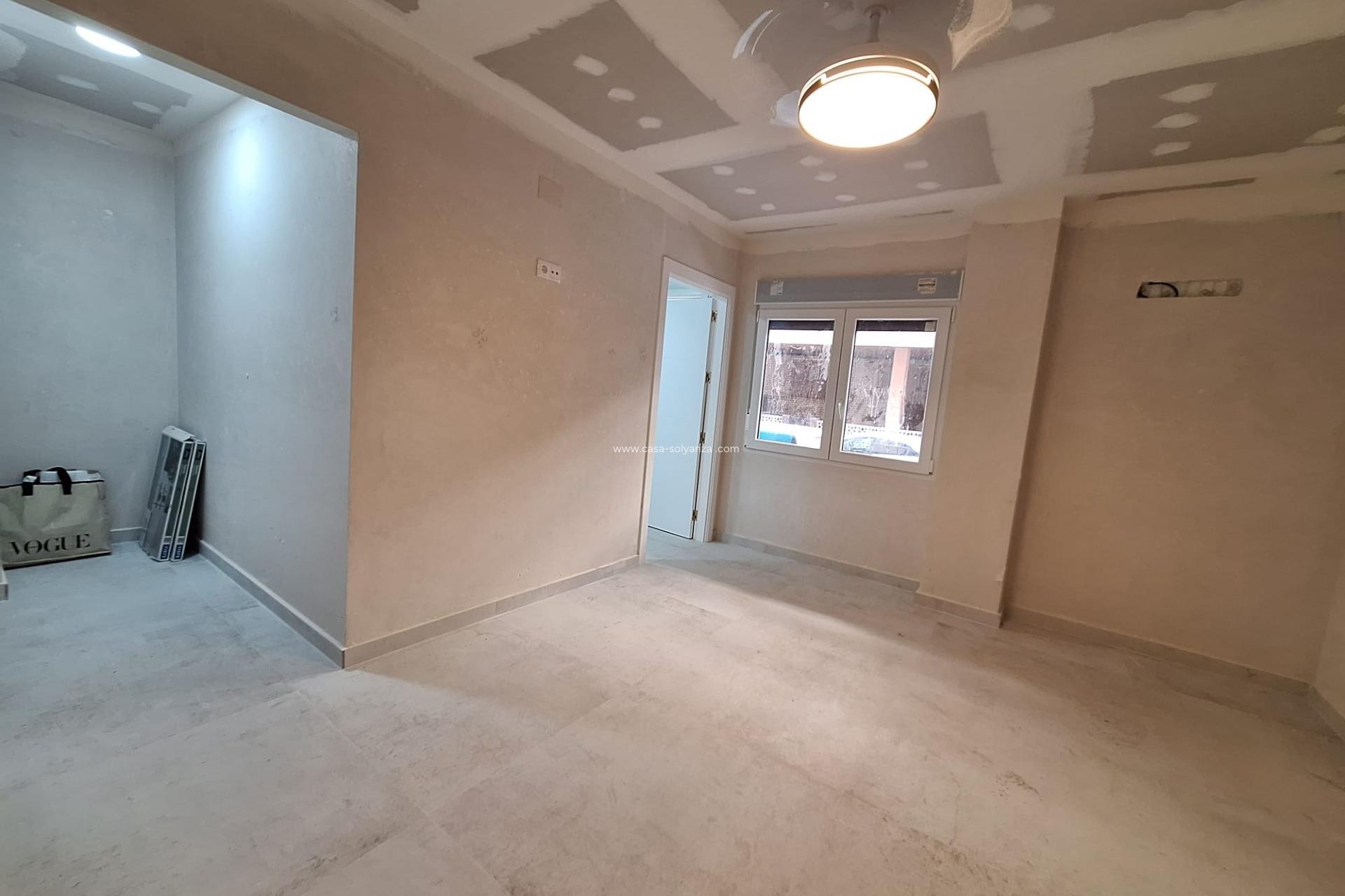 Reventa - Apartamento / piso - Torrevieja - Acequion