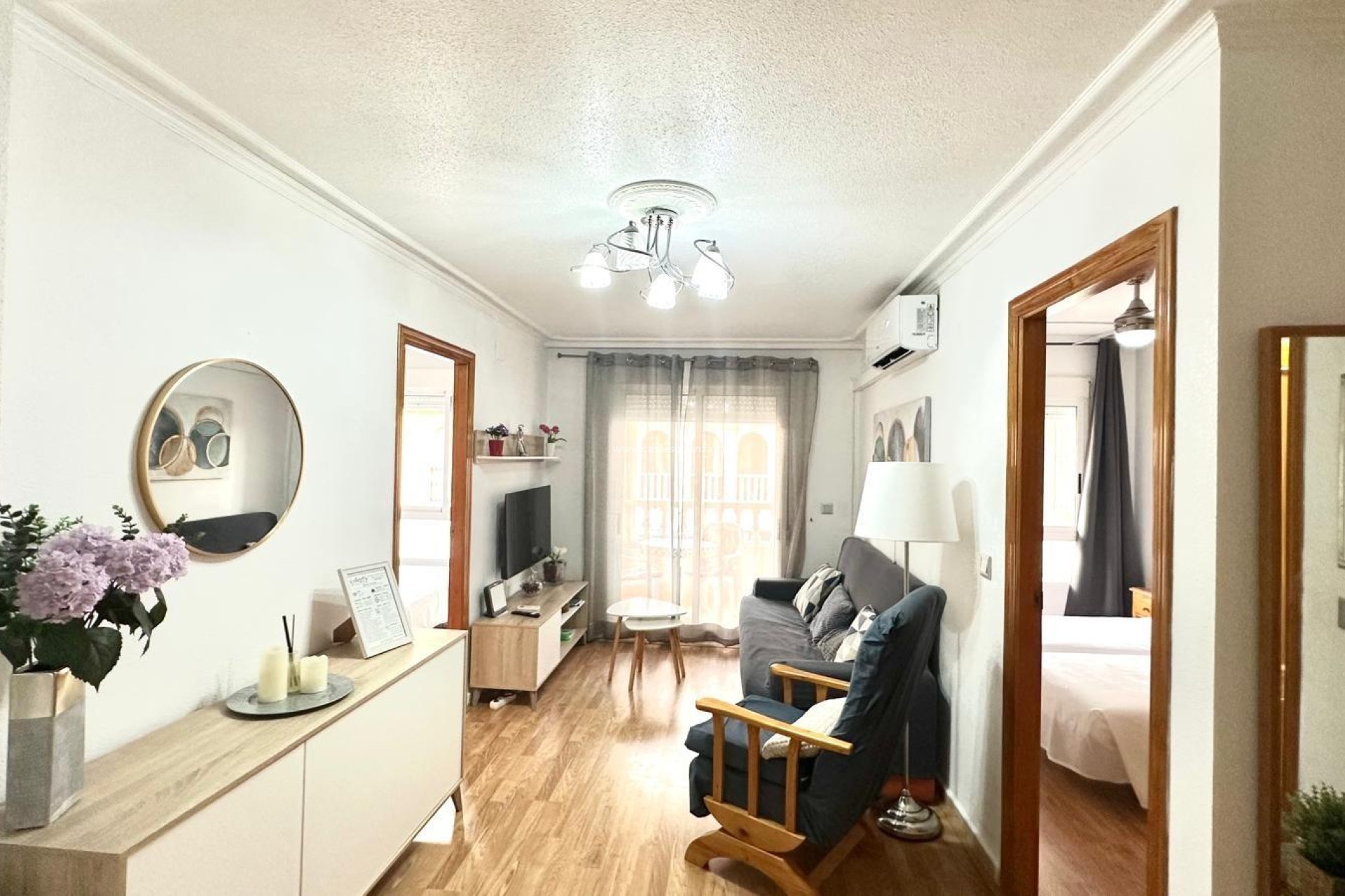 Reventa - Apartamento / piso - Torrevieja - Acequion