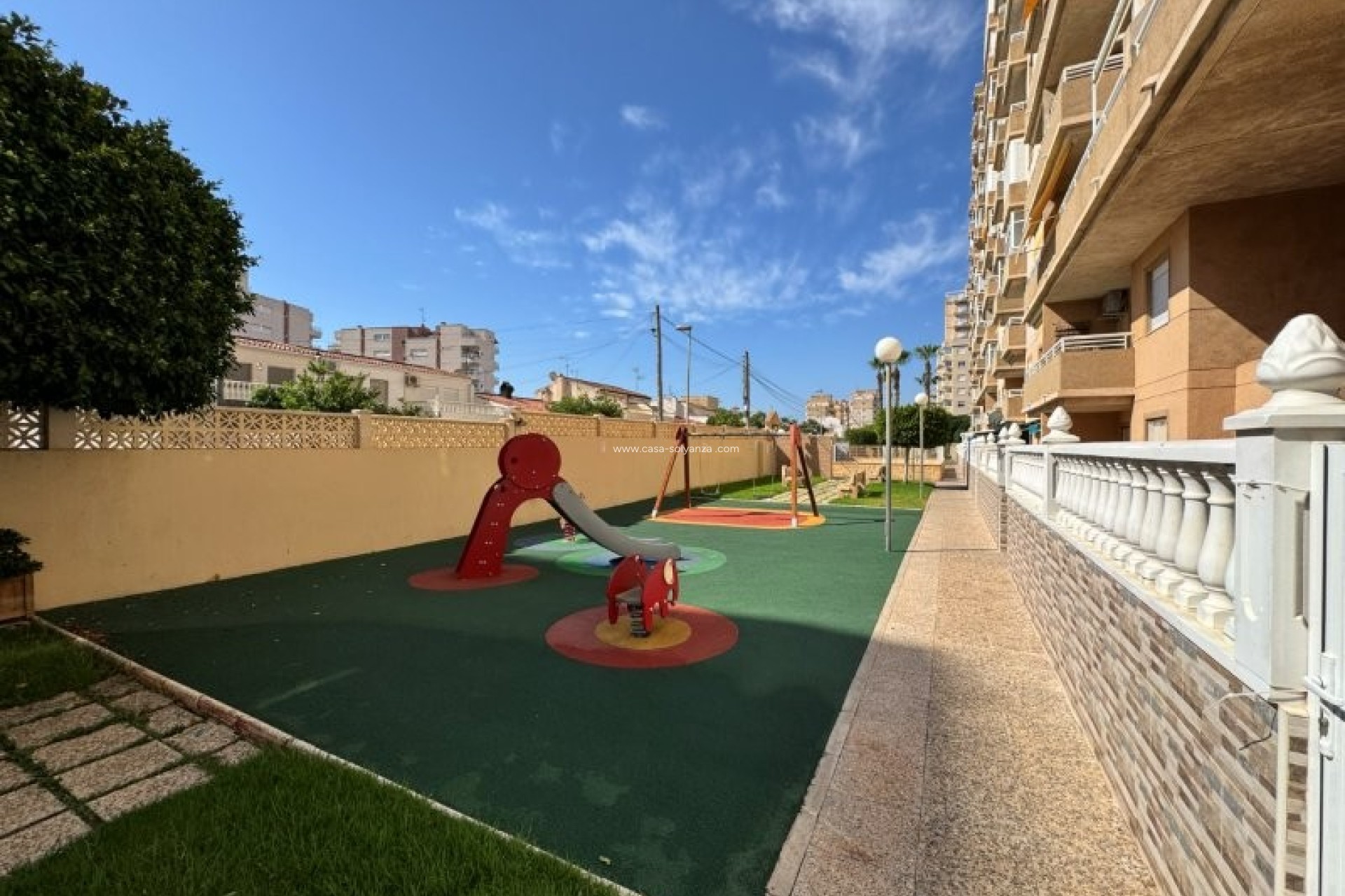 Reventa - Apartamento / piso - Torrevieja - Aguas nuevas 1