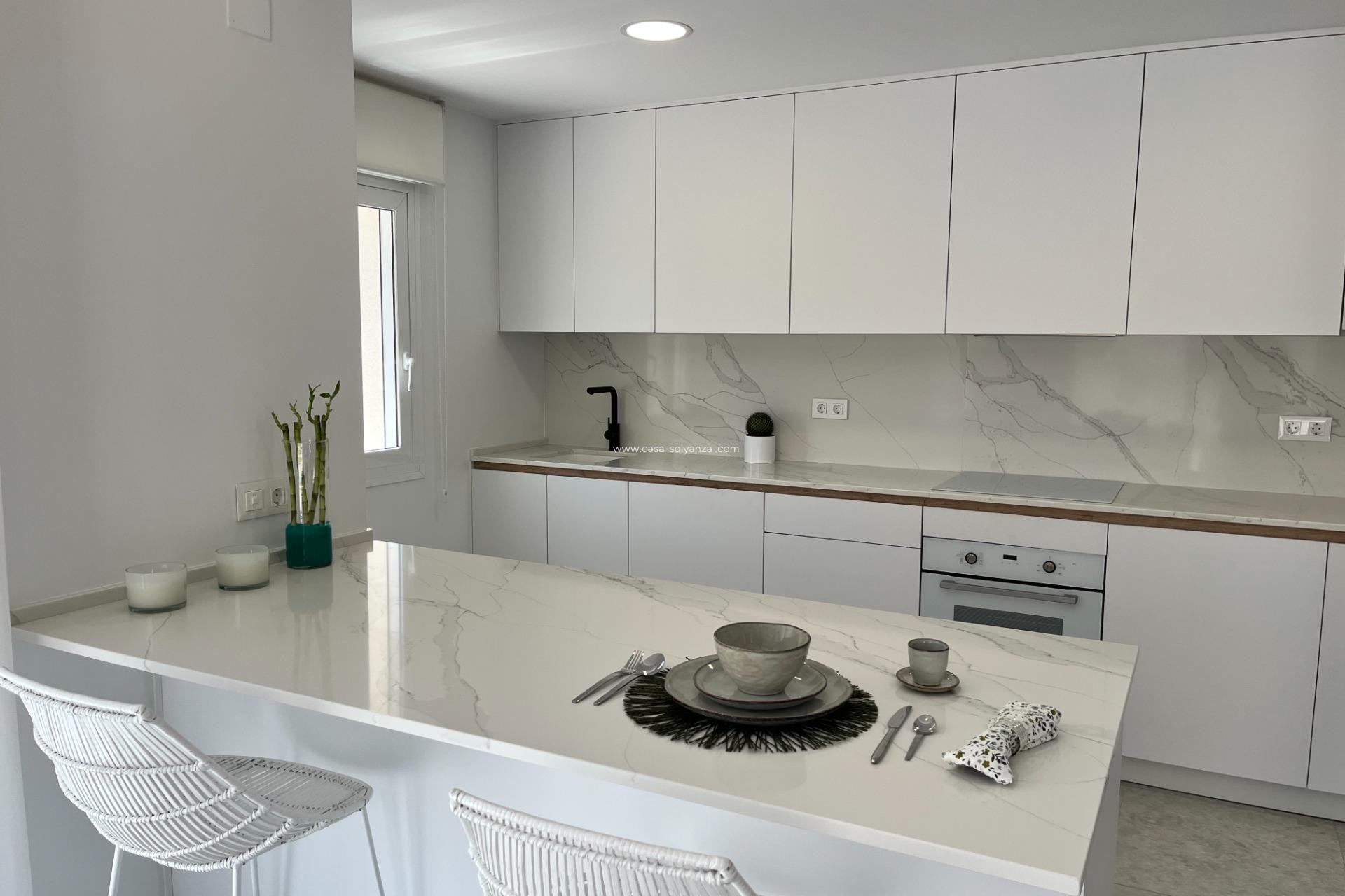 Reventa - Apartamento / piso - Torrevieja - Aguas nuevas