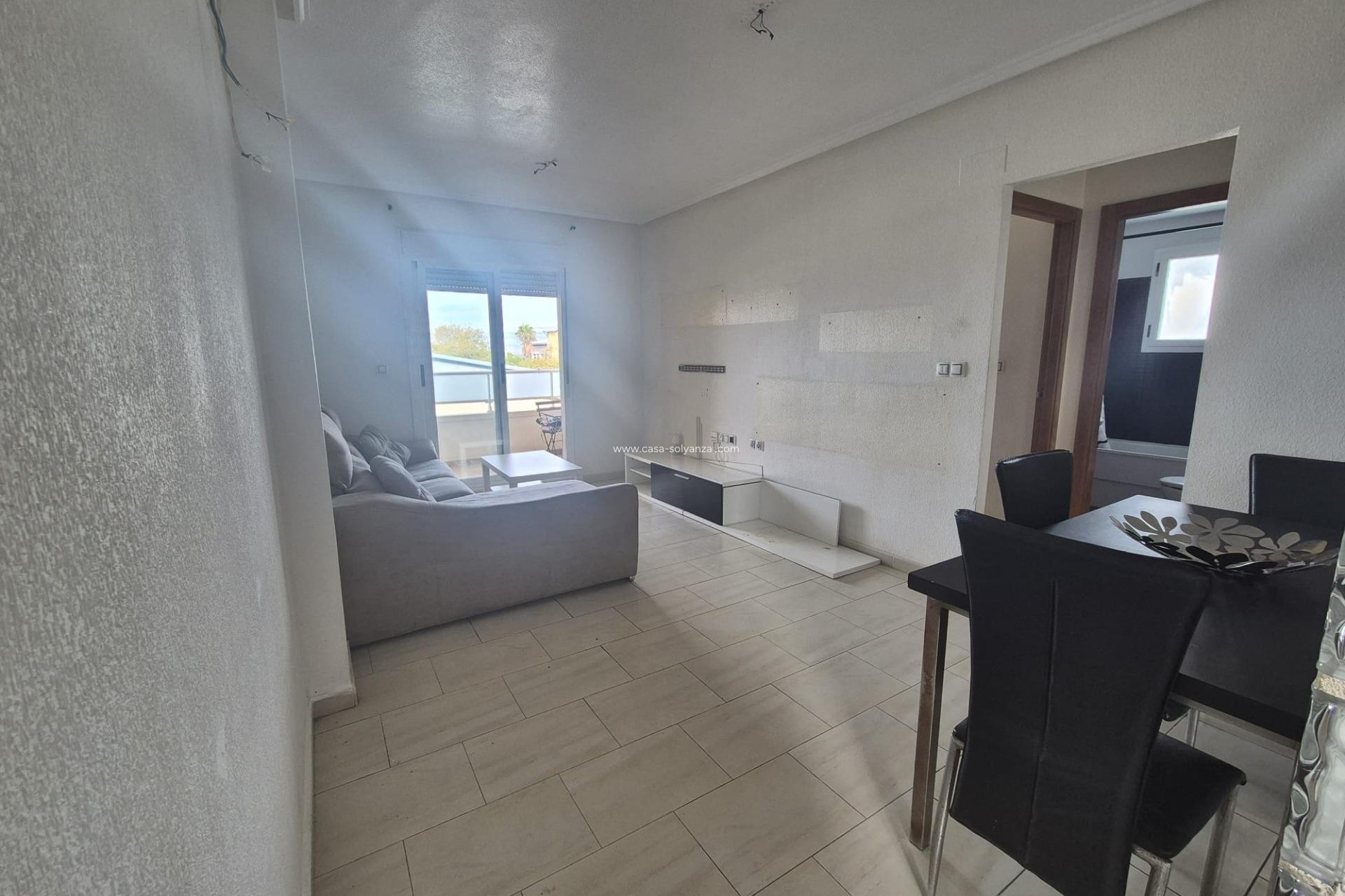 Reventa - Apartamento / piso - Torrevieja - Aguas nuevas