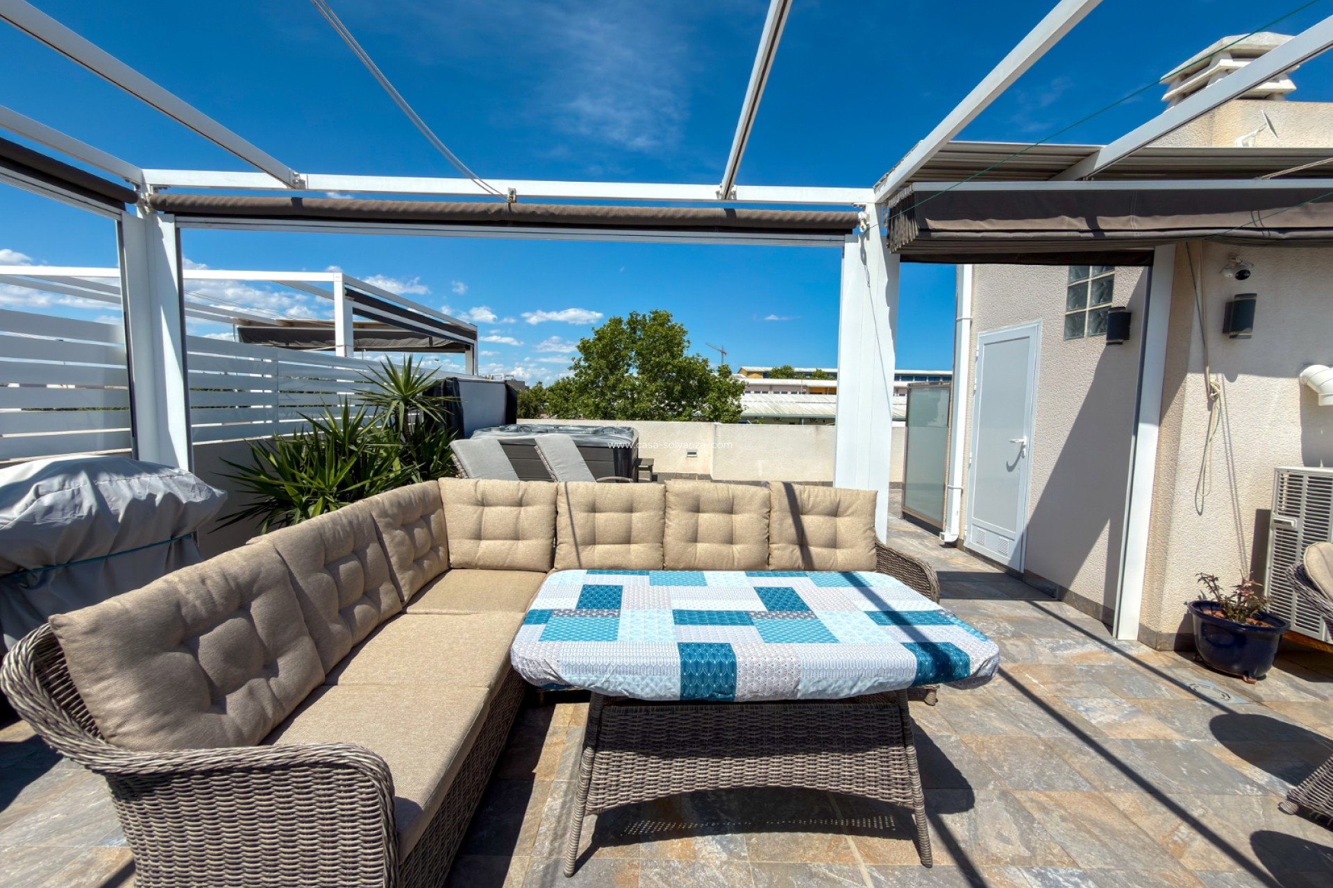 Reventa - Apartamento / piso - Torrevieja - Aguas nuevas