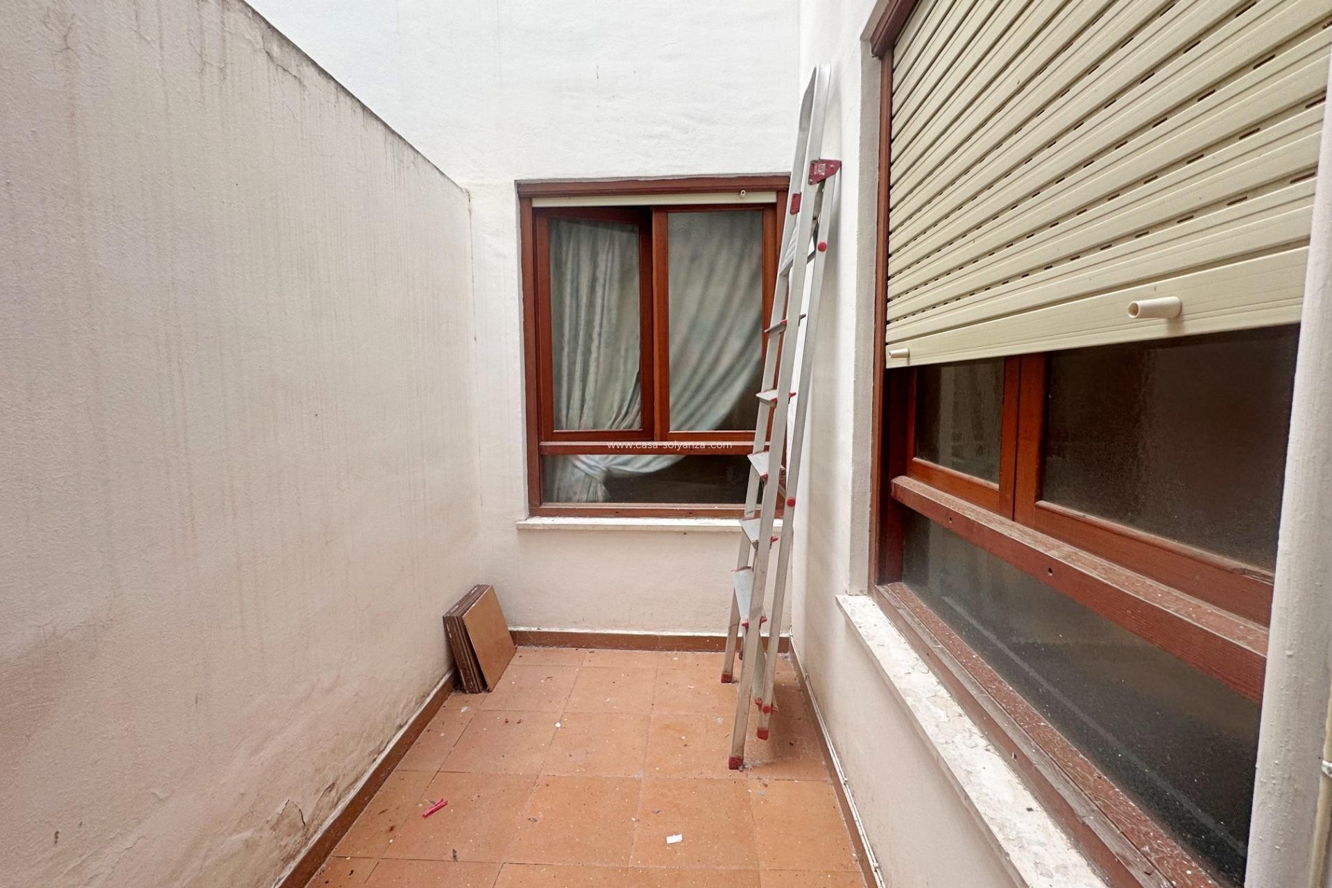 Reventa - Apartamento / piso - Torrevieja - Center