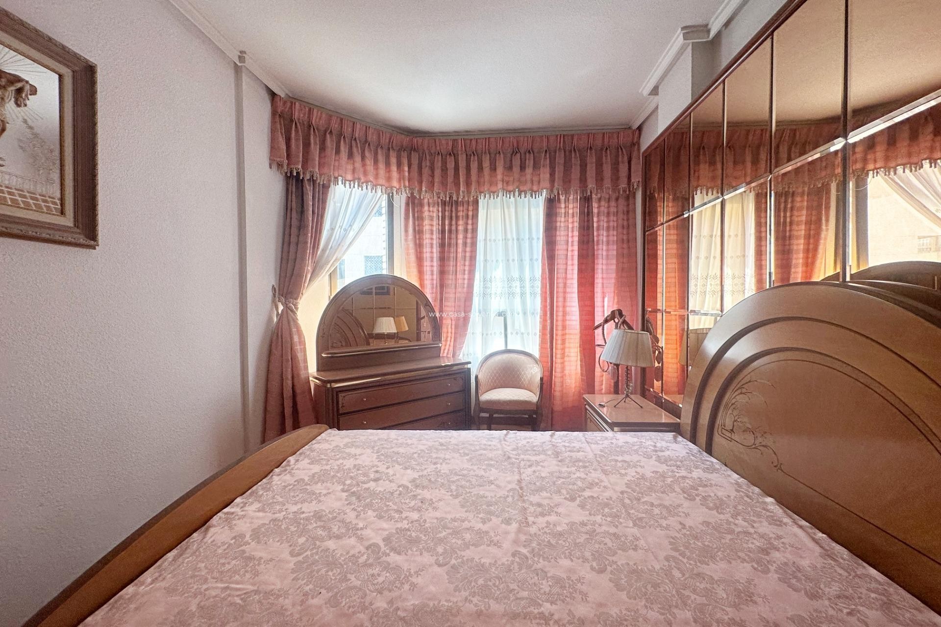 Reventa - Apartamento / piso - Torrevieja - Center