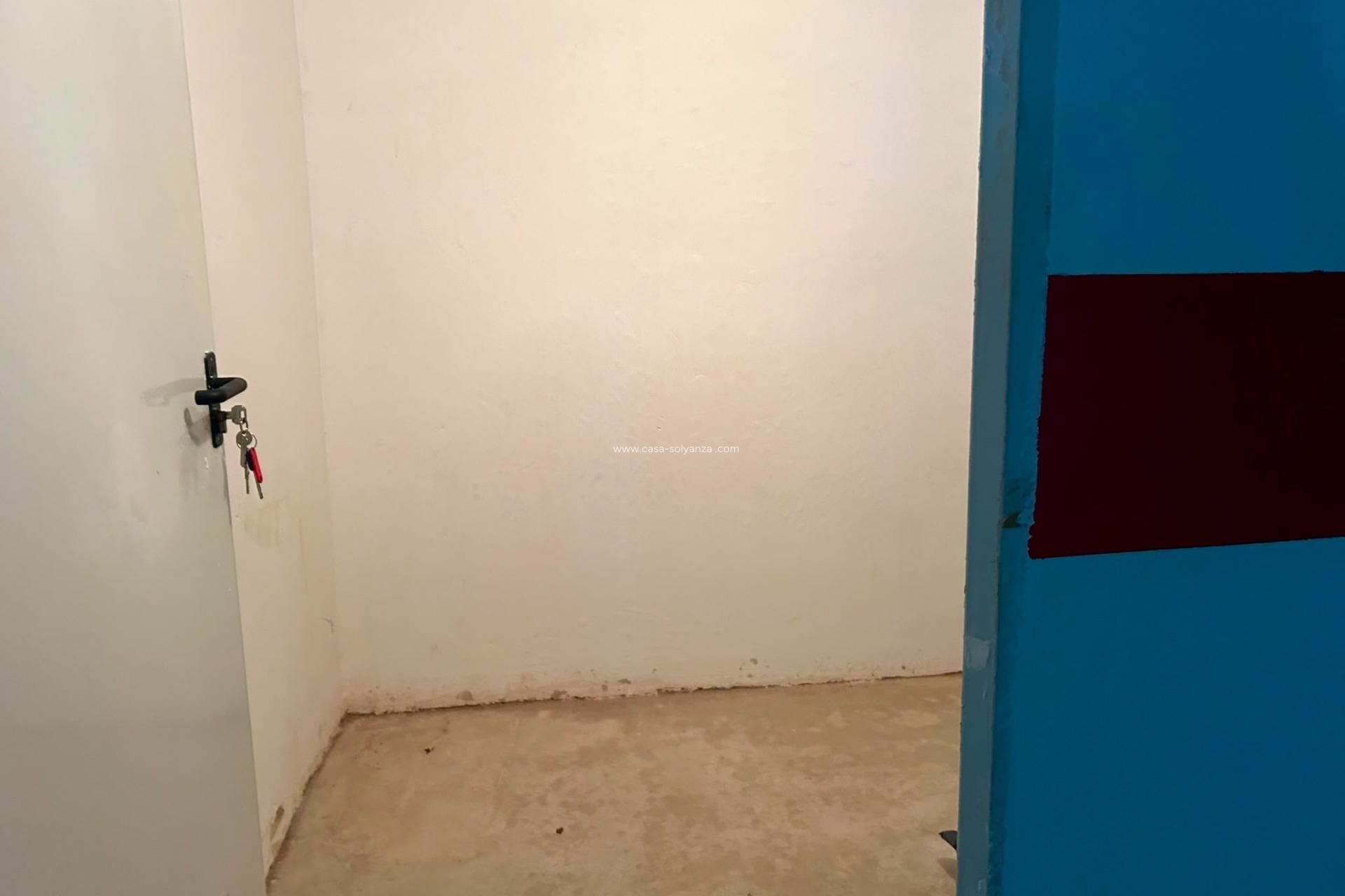 Reventa - Apartamento / piso - Torrevieja - Center