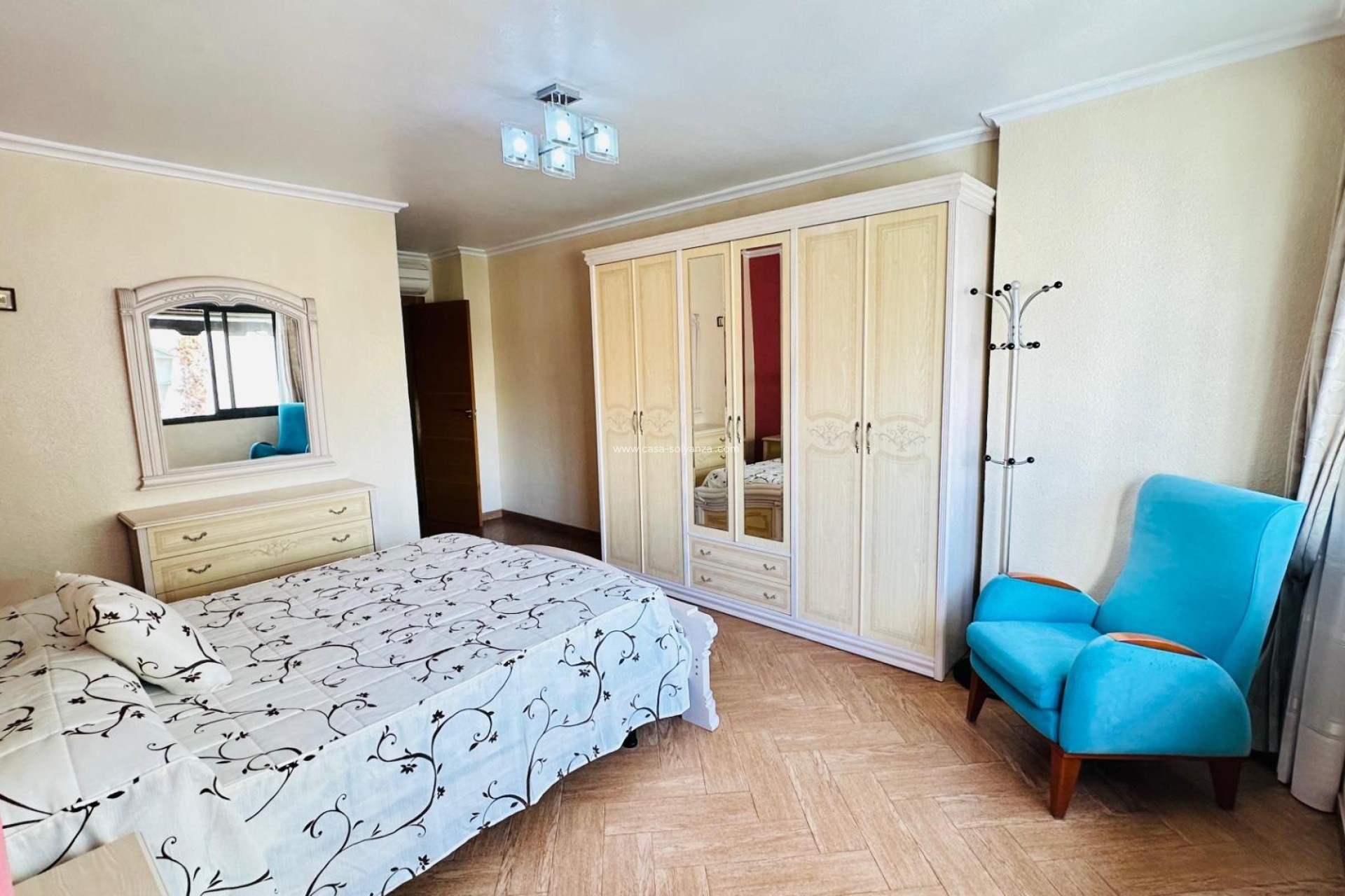 Reventa - Apartamento / piso - Torrevieja - Center