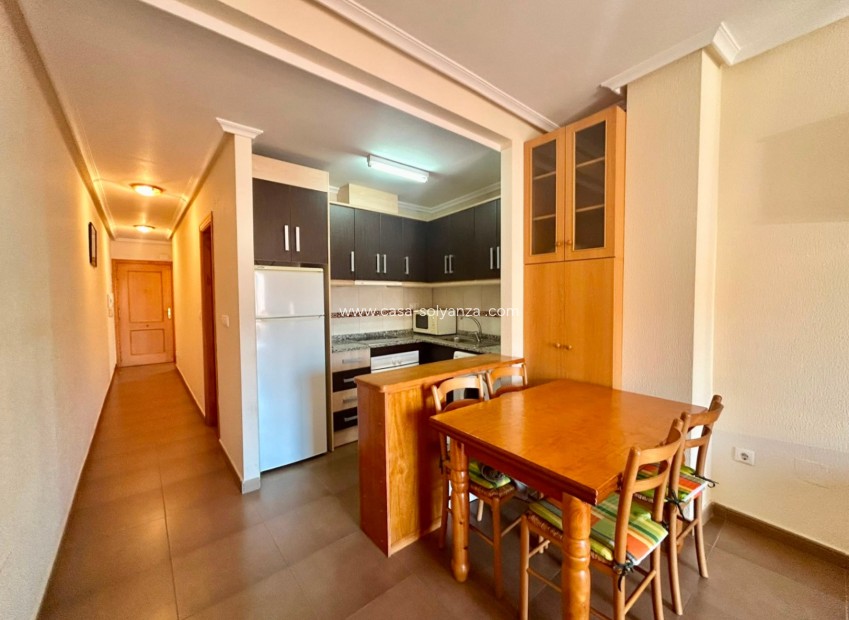 Reventa - Apartamento / piso - Torrevieja - Center