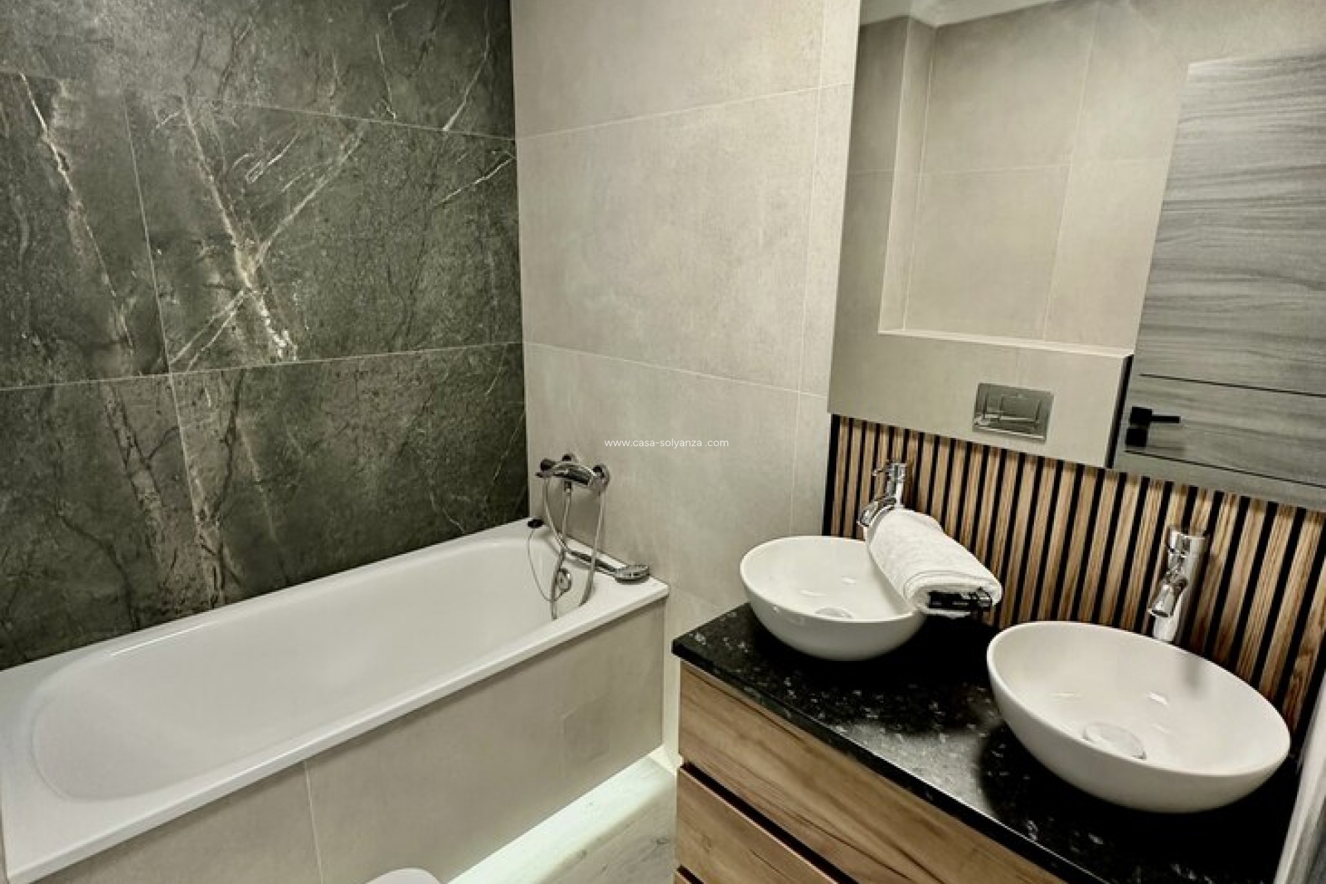 Reventa - Apartamento / piso - Torrevieja - Center