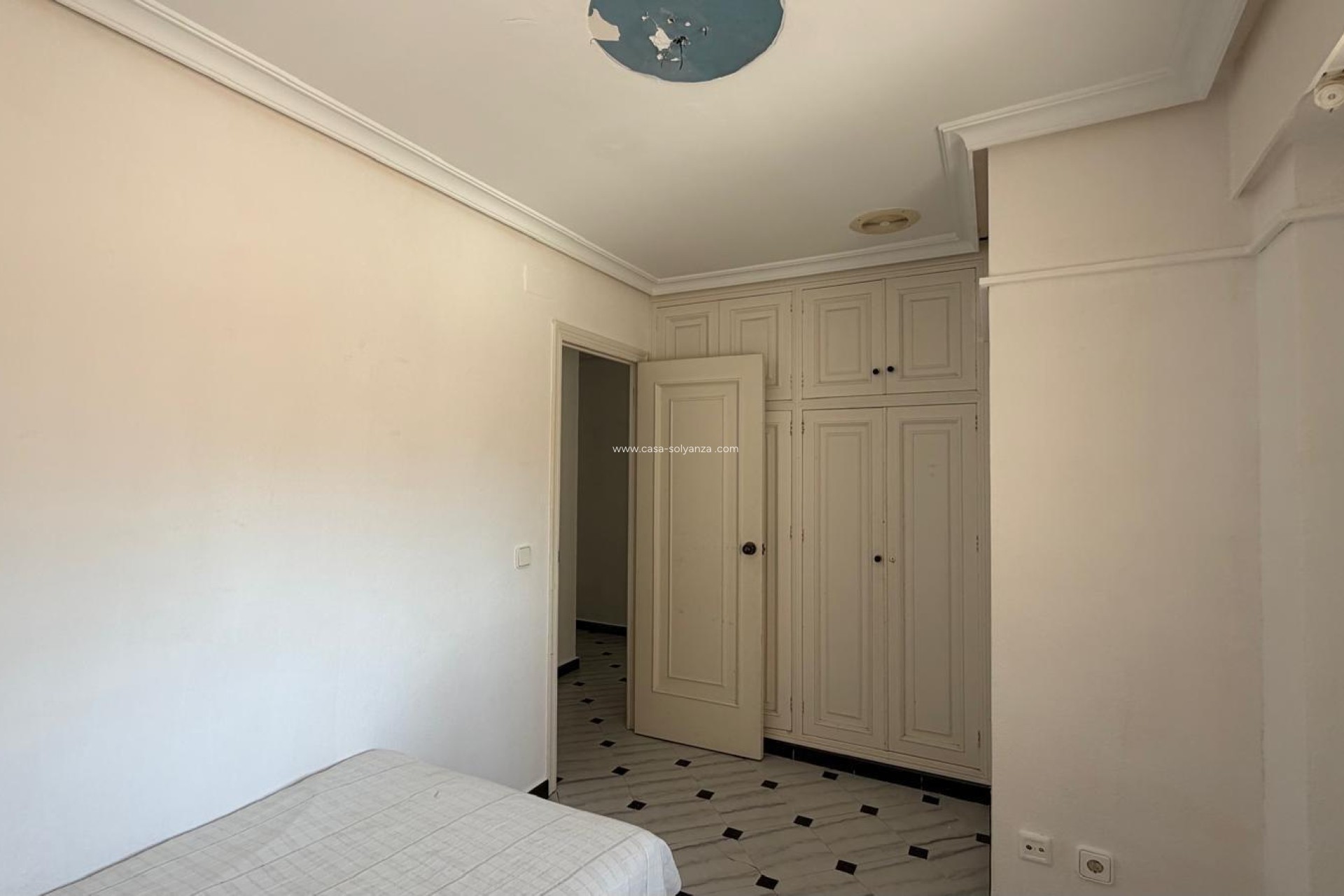 Reventa - Apartamento / piso - Torrevieja - Center