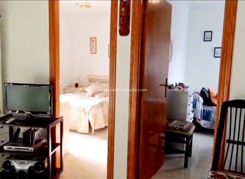 Reventa - Apartamento / piso - Torrevieja - Center