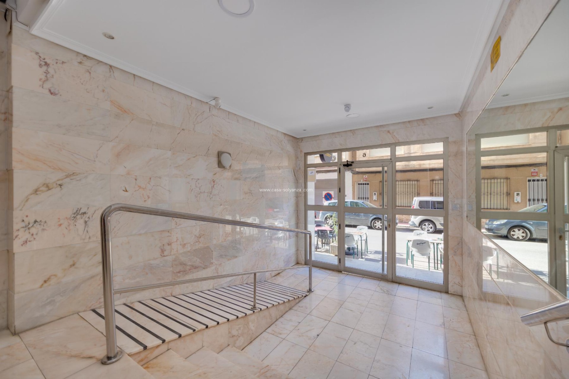 Reventa - Apartamento / piso - Torrevieja - Center