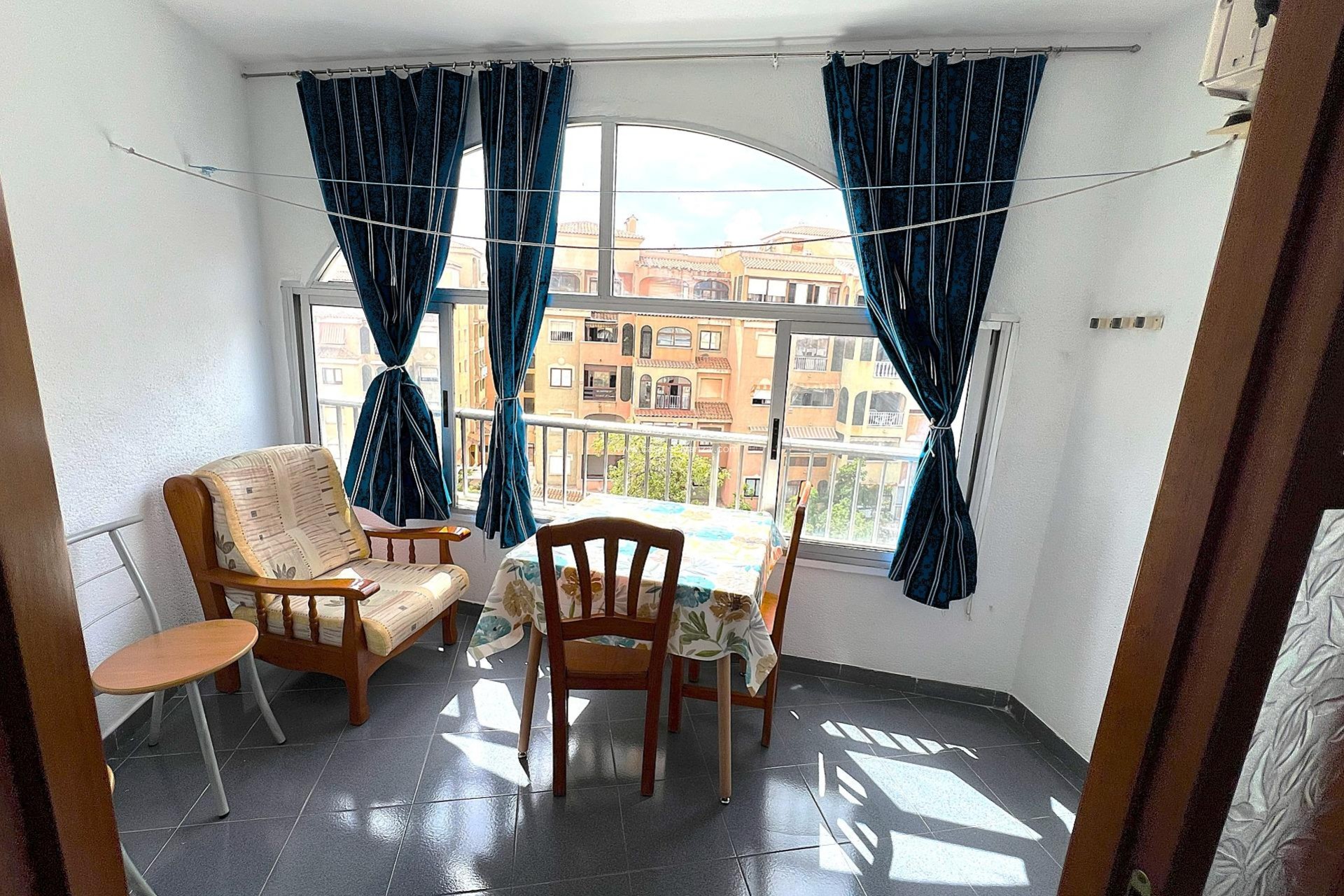 Reventa - Apartamento / piso - Torrevieja - Center