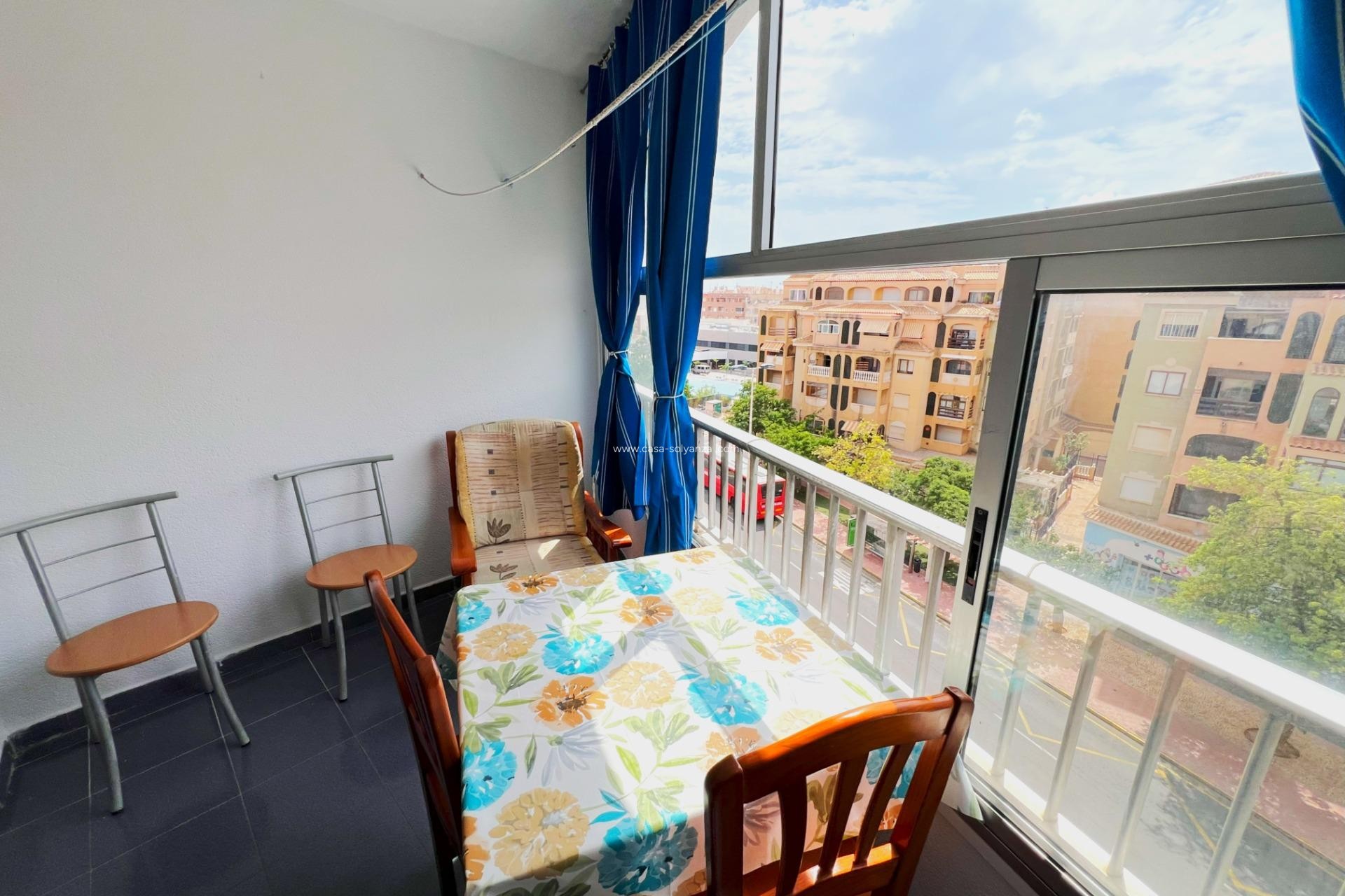 Reventa - Apartamento / piso - Torrevieja - Center