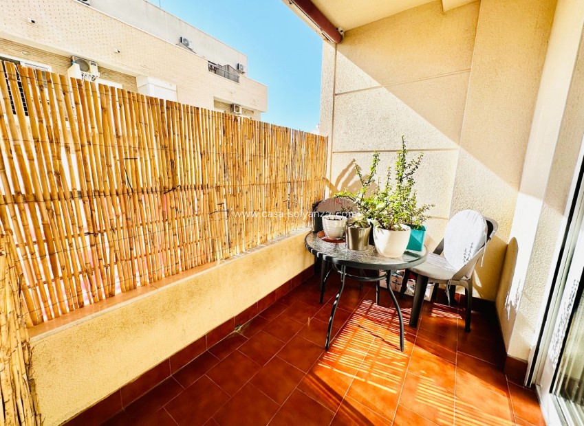 Reventa - Apartamento / piso - Torrevieja - Center