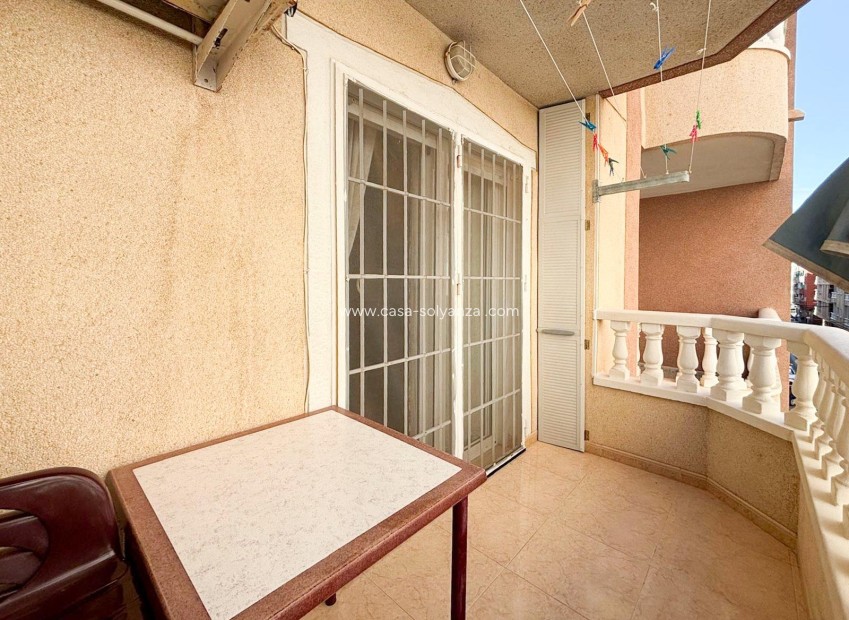 Reventa - Apartamento / piso - Torrevieja - Center