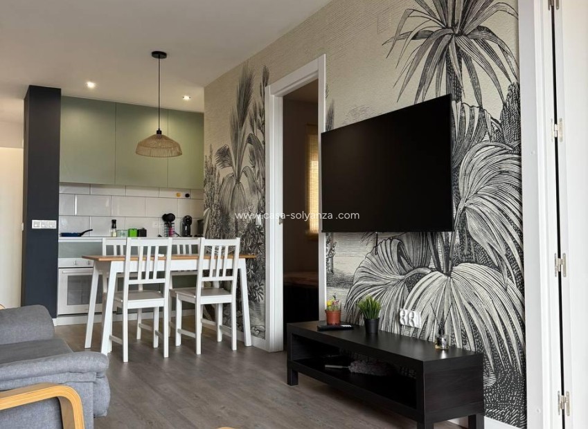 Reventa - Apartamento / piso - Torrevieja - Center