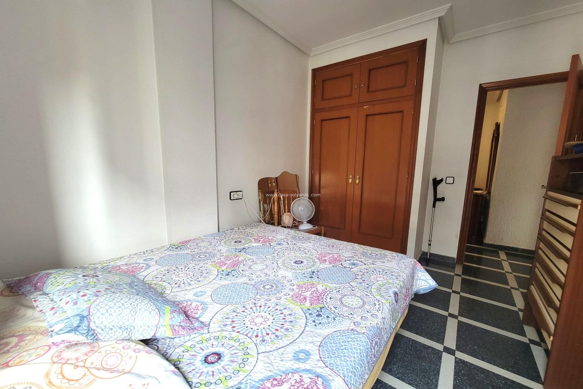 Reventa - Apartamento / piso - Torrevieja - Center